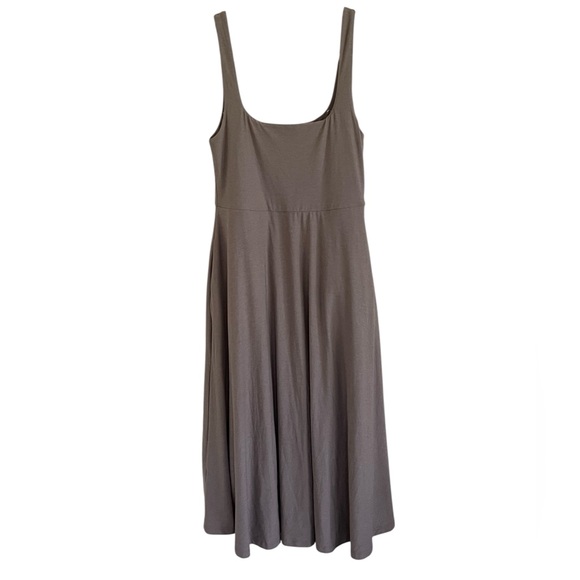 Beyond Yoga Featherweight At The Ready Square Neck Dress Medium - Picture 1 of 13